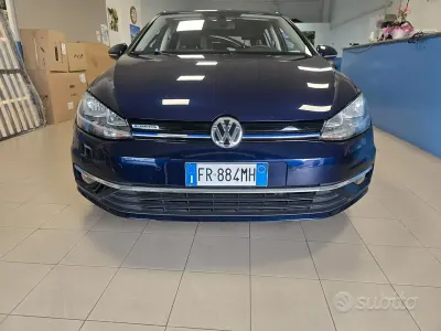 Usata VW Golf VII Executive 110 CV (80 kW) 2018 Bluazzurro Berlina