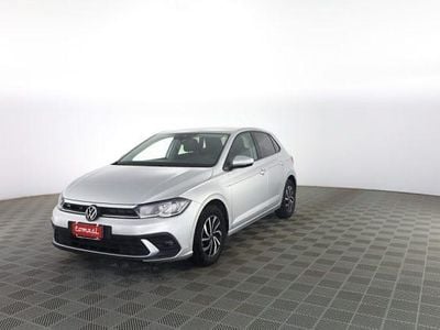 Usata VW Polo Life 95 CV (69 kW) 2022 Reflex silver Utilitaria