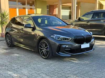 Usata BMW 118 M Sport 150 CV (110 kW) 2021 Grigio Utilitaria