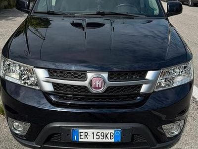 Usata Fiat Freemont 170 CV (125 kW) 2015 Blu SUV