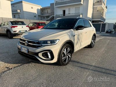 Usata VW T-Roc R-line 150 CV (110 kW) 2024 SUV