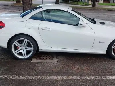 Usata Mercedes SLK200 2LOOK Edition 184 CV (135 kW) 2010 Bianco Cabrio