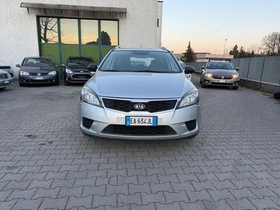 Usata Kia Ceed LX 89 CV (65 kW) 2010 Grigio Utilitaria