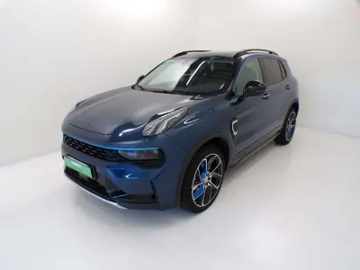 Usata Lynk & Co 01 179 CV (131 kW) 2021 Blu metallizzato SUV