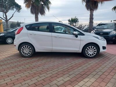 usata Ford Fiesta 1.5 TDCi 75 Cv Neopatentati