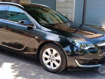 Usata Opel Insignia Business 170 CV (125 kW) 2016 Nero Station wagon