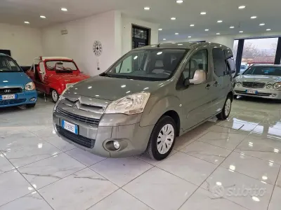 Usata Citroën Berlingo 120 CV (88 kW) 2011 Verde Monovolume