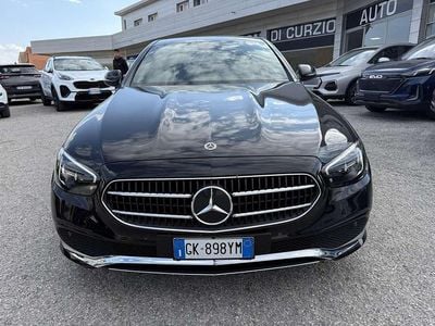 Begagnad Mercedes E200