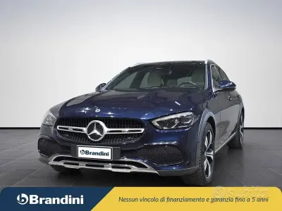Usata Mercedes C220 Premium 200 CV (147 kW) 2022 Blu Station wagon