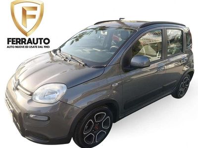 Usata Fiat Panda Cross Cross 71 CV (52 kW) 2022 Grigio Utilitaria