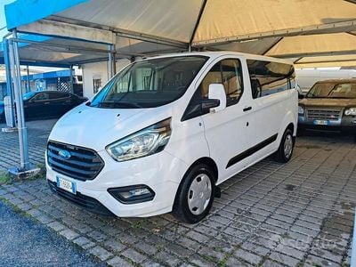 Usata Ford Transit Custom Trend 131 CV (96 kW) 2019 Bianco Station wagon