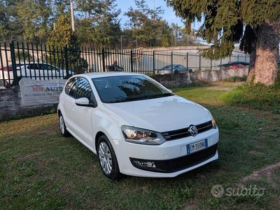 Usata VW Polo Comfortline 70 CV (51 kW) 2012 Bianco Utilitaria