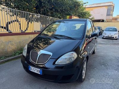 Nero Usata 2007 Lancia Musa Monovolume | 2799 € (Buon prezzo)