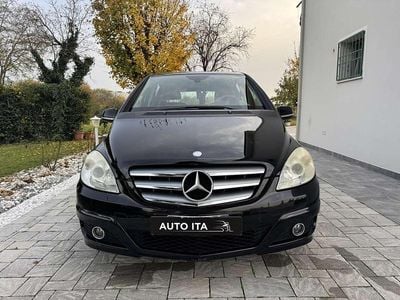 Mercedes B180