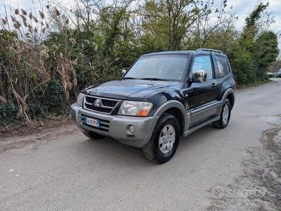 Usata Mitsubishi Pajero 2003 Blu SUV