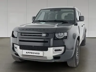 Usata Land Rover Defender SE 200 CV (147 kW) 2022 Santorini black SUV