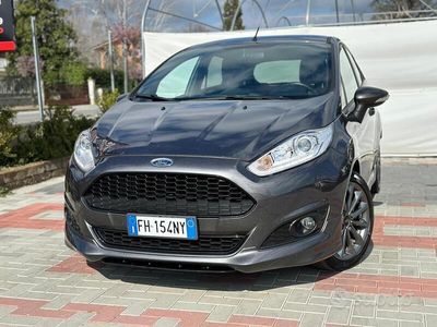 usata Ford Fiesta 1.5 TDCi 95CV 5 porte ST-Line