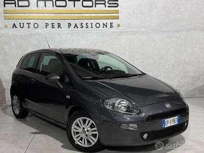 Usata Fiat Punto 84 CV (61 kW) 2013 Grigio Berlina