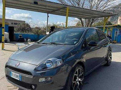 Usata Fiat Punto Evo 75 CV (55 kW) 2015 Grigio Utilitaria