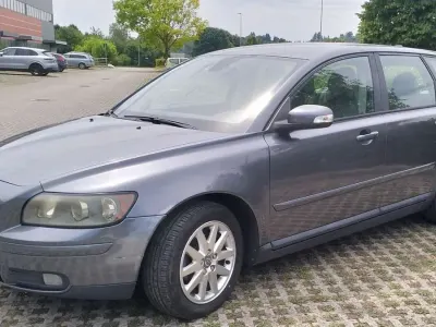 Usata Volvo V50 Momentum 109 CV (80 kW) 2007 Station wagon