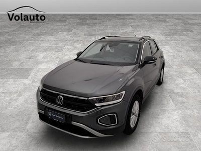 Usata VW T-Roc Life 116 CV (85 kW) 2022 Grigio SUV