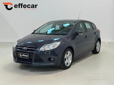 Usata Ford Focus 116 CV (85 kW) 2014 Grigio Berlina