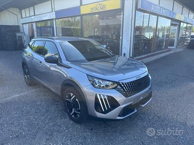 Usata Peugeot 2008 Allure 131 CV (96 kW) 2024 Giallo SUV