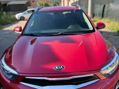 Usata Kia Stonic Style 97 CV (71 kW) 2020 Rosso SUV