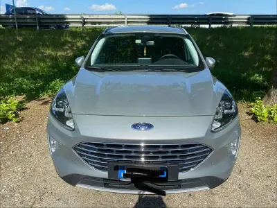 Usata Ford Kuga Titanium X 120 CV (88 kW) 2024 Grigio SUV