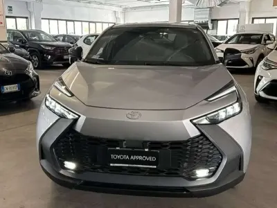 Gebraucht Toyota C-HR Trend 98 PS (72 kW) 2024 Grau SUV