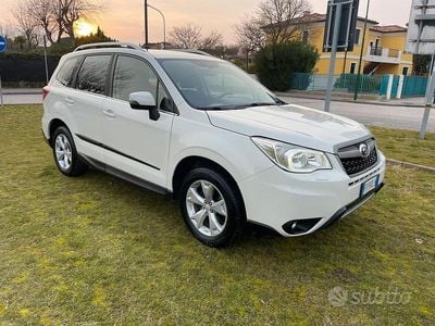Usata Subaru Forester 150 CV (110 kW) 2015 Bianco SUV