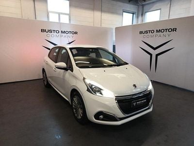 Usata Peugeot 208 Allure 82 CV (60 kW) 2016 Bianco / pastello Utilitaria
