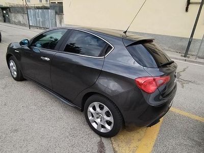 Usata Alfa Romeo Giulietta 170 CV (125 kW) 2011 Utilitaria