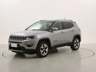 Gebraucht Jeep Compass Limited 140 PS (102 kW) 2018 Grau SUV