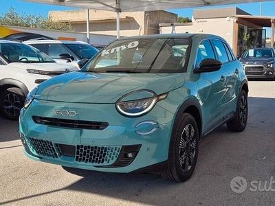 Nuova Fiat 600 145 CV (106 kW) 2025 Blu Station wagon