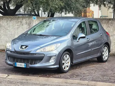 Usata Peugeot 308 90 CV (66 kW) 2009 Grigio Berlina