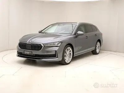 Usata Skoda Superb Style 150 CV (110 kW) 2025 Grigio Station wagon