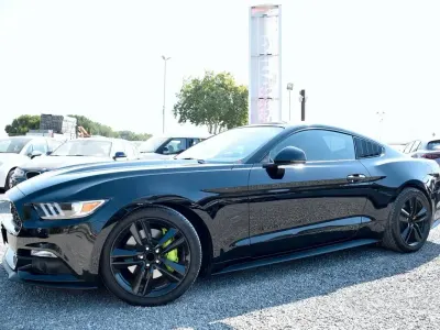 Usata Ford Mustang Fastback 317 CV (233 kW) 2017 Nero Coupé