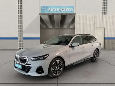 Usata BMW 520 M Sport 197 CV (144 kW) 2025 Nero Station wagon