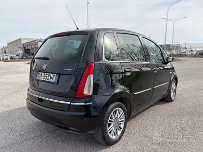 Gebraucht Lancia Musa 101 PS (74 kW) 2008 Schwarz Van / Kleinbus