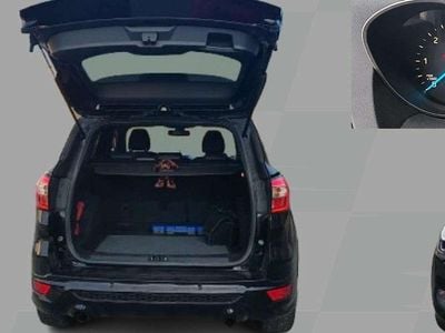 Usata Ford Kuga Titanium 163 CV (119 kW) 2018 Nero SUV