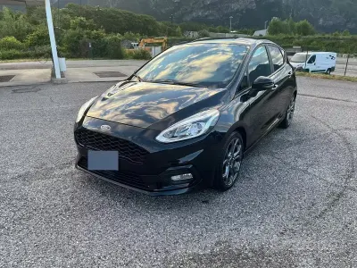 Usata Ford Fiesta ST-Line 100 CV (73 kW) 2020 Nero Utilitaria
