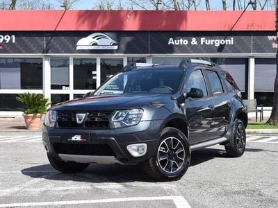 Usata Dacia Duster Black Shadow 114 CV (83 kW) 2017 Grigio / metallizzato SUV