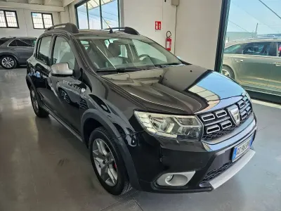 Usata Dacia Sandero Anniversary 101 CV (74 kW) 2020 Nero Berlina