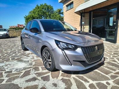 Usata Peugeot 208 Style 75 CV (55 kW) 2023 Grigio Utilitaria