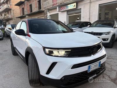 Usata Opel Mokka GS Line 101 CV (74 kW) 2022 Bianco SUV