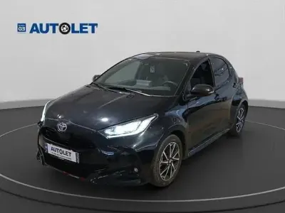 Usata Toyota Yaris Hybrid Lounge 2022 Nero Berlina