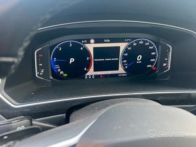 Usata VW Tiguan R-line 150 CV (110 kW) 2022 Nero SUV