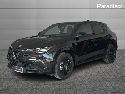 Nuova Alfa Romeo Junior 144 CV (105 kW) 2026 Nero SUV