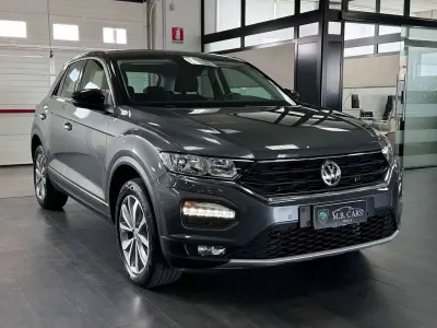 Usata VW T-Roc Style 150 CV (110 kW) 2020 Grigio SUV